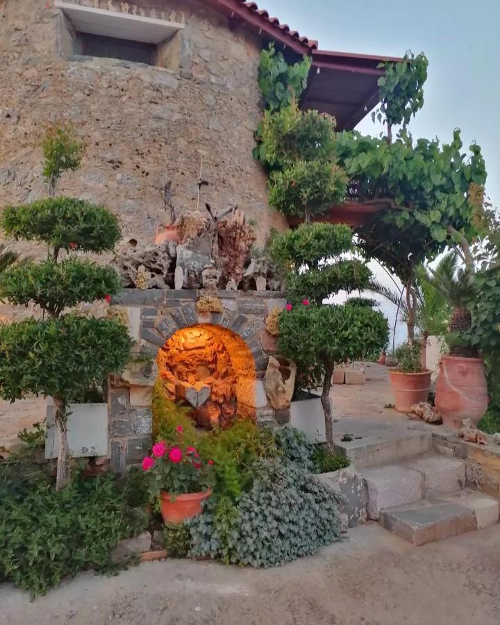 Traditional Windmill-Milos Kroustas Exterior photo